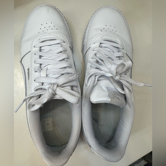 Puma women’s Carina L sneaker - Picture 2 of 8